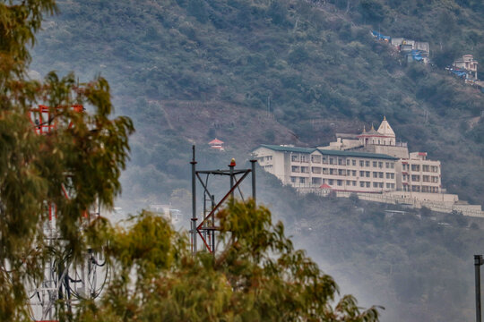 360_F_420102024_5qTB3ZGO99shfhjywHCZanxdoc8EcyeX